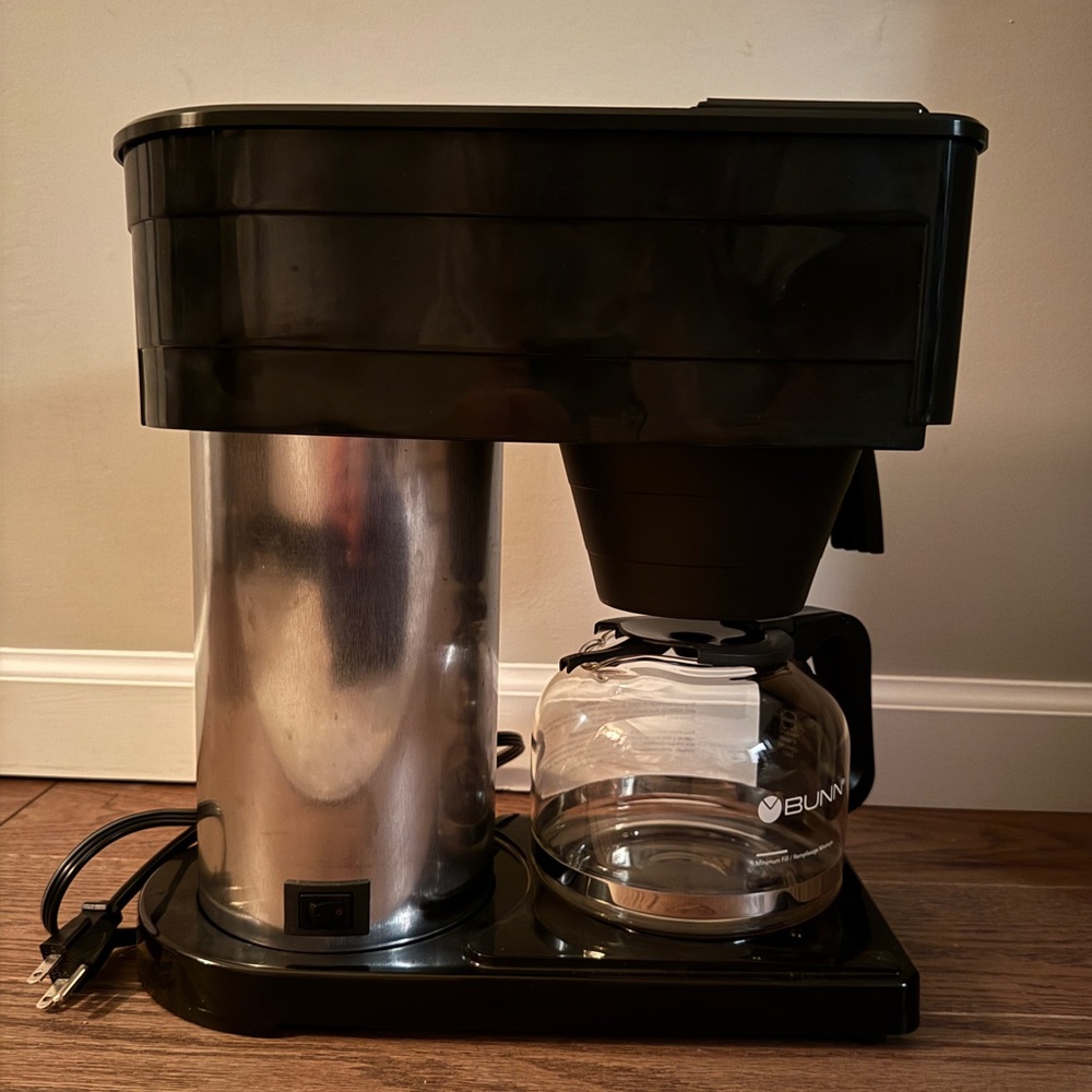 BUNN Speed Brew Classic Coffee Maker - Black/Silver - Picture 3 of 4